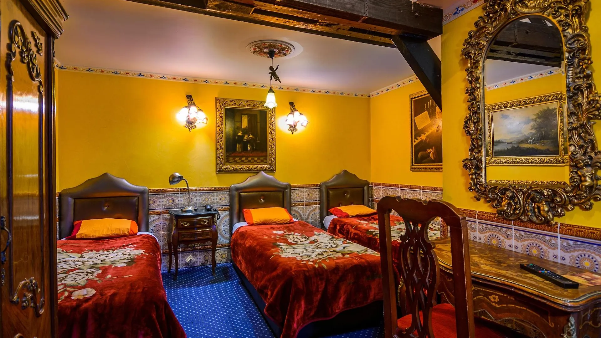 Hotel Mozart Brussels 3*,