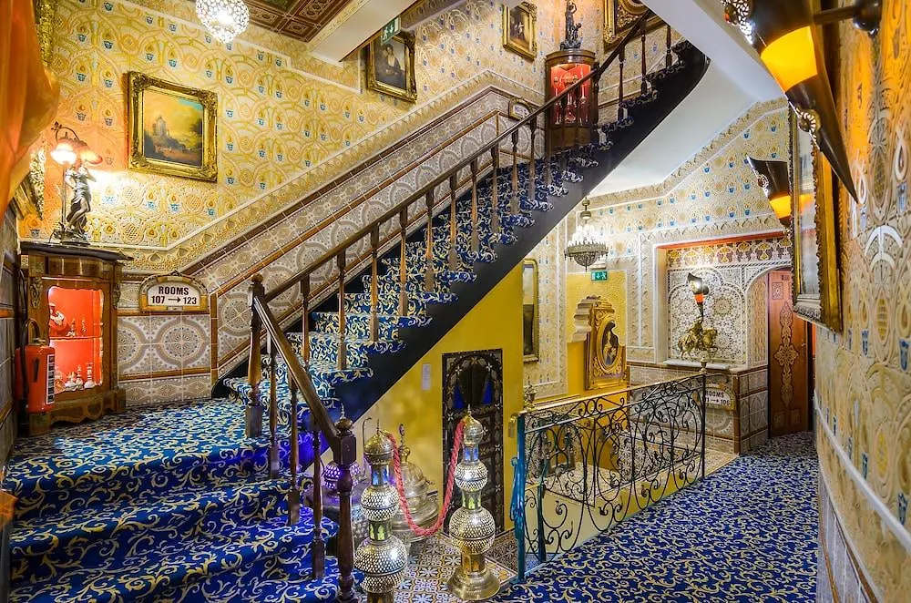 Hotel Mozart Bruksela 3*,